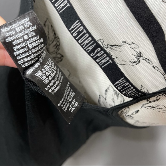 Victoria Secret Sport Workout Logo Tank Top Small - Picture 3 of 3